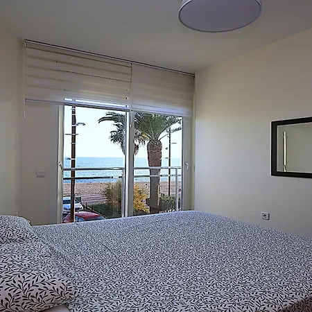 Diamond Sea View 료렛 드 마르