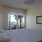Diamond Sea View 滨海略雷特