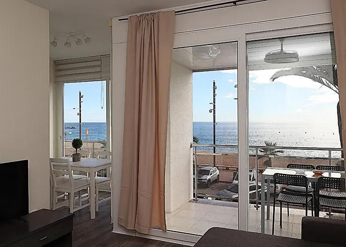 公寓 Diamond Sea View 滨海略雷特